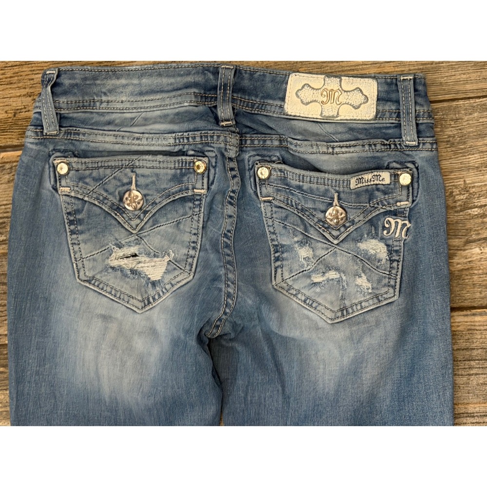 Miss Me Signature Bootcut Jeans Medium Wash Bling Flap Size 26x28 Short Y2K - Picture 10 of 12